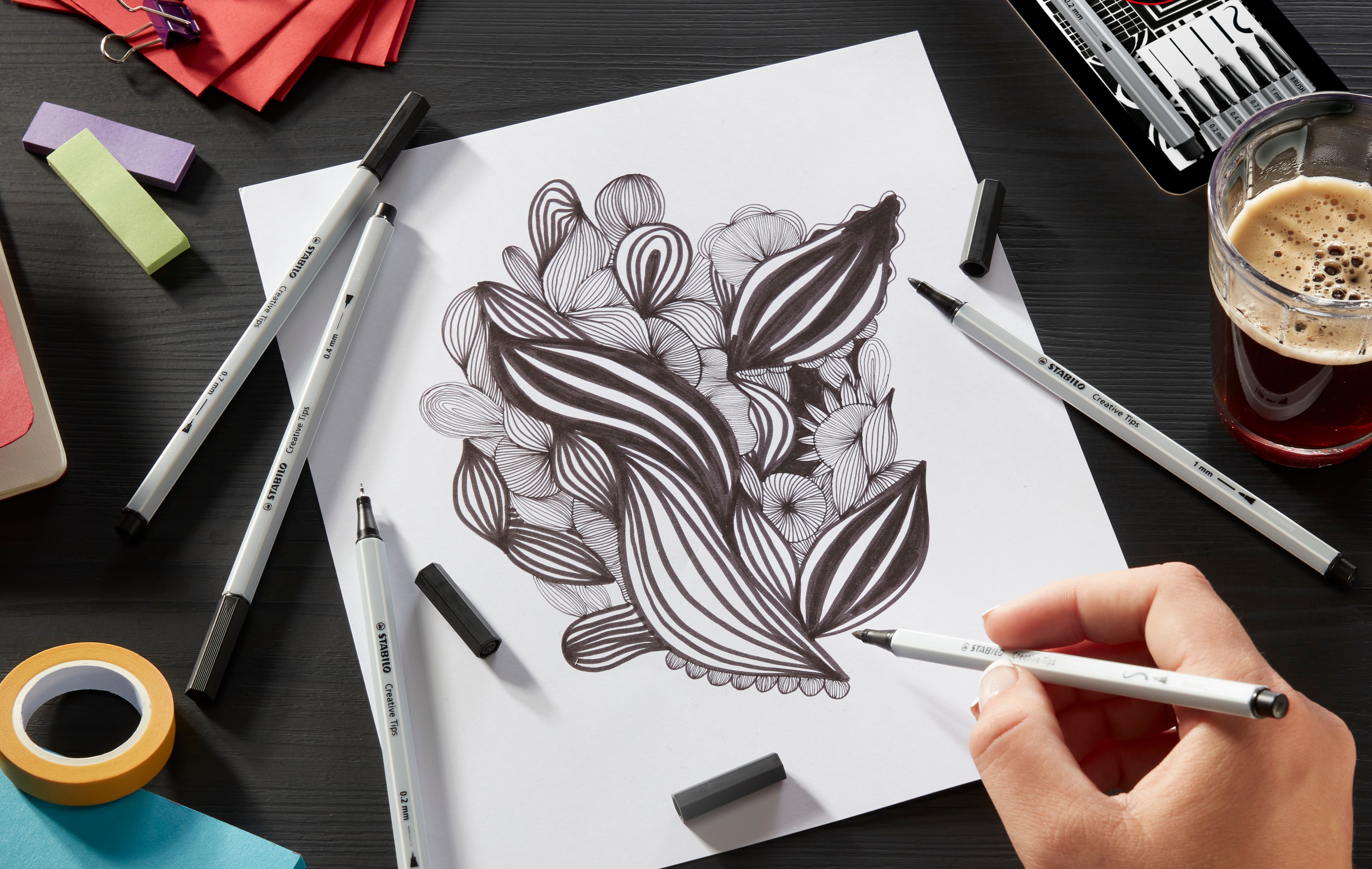 5 feutres STABILO Creative Tips ARTY noir. 5 pointes feutres de différents tracés, d'extra fin à plus épais